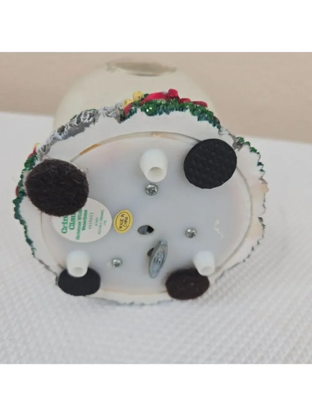 Vintage Possible Dream Crinkle Claus Christmas Wilderness Waterdome Santa Snow G